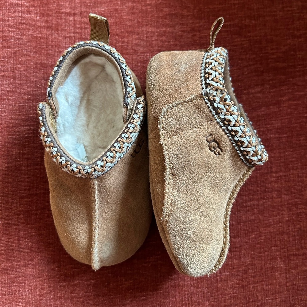 Baby Ugg Tasman slippers